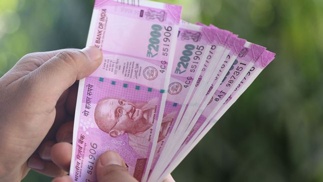 बजट 2022: क्या हुआ सस्ता और क्या हुआ महंगा
