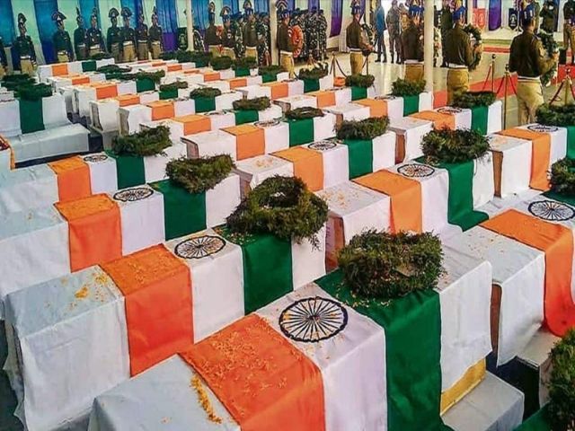 Pulwama Attack Day and Date: 40 CRPF Personnel Martyred in 2019 Pulwama Terror Attack | Black Day