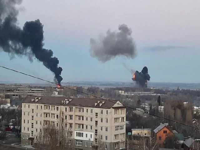 Why is Russia Not Attacking Ukraine's Cities?