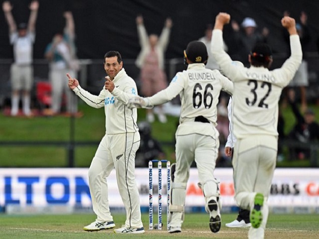 Ross Taylor bid adieu to Test cricket with wicket in last delivery- Know Batting Stats, Centuries & Key Records
