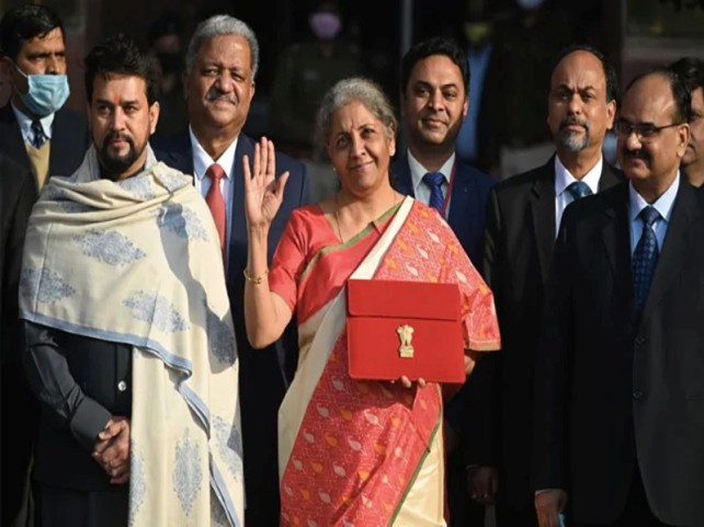 Union Budget 2022: शिक्षा क्षेत्र के लिए क्या उम्मीद की जा सकती है?