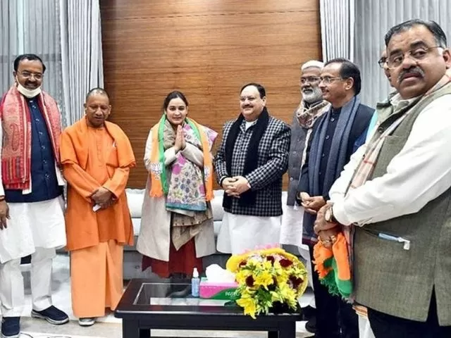 Who is Aparna Yadav and why did she join BJP?