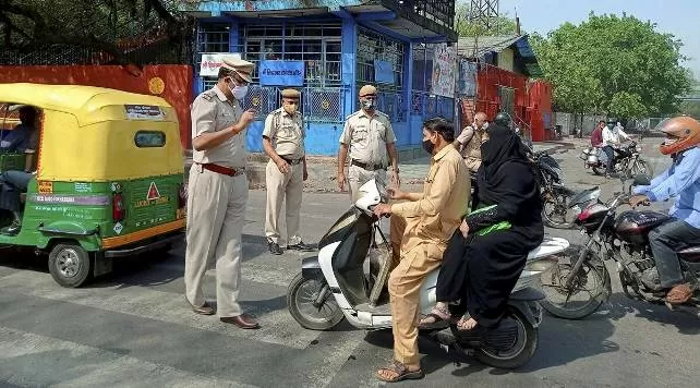 Delhi Weekend Curfew