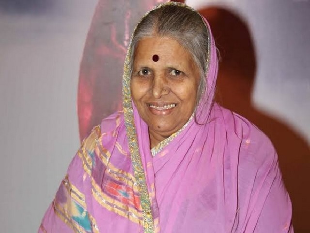 Sindhutai Sapkal passes away