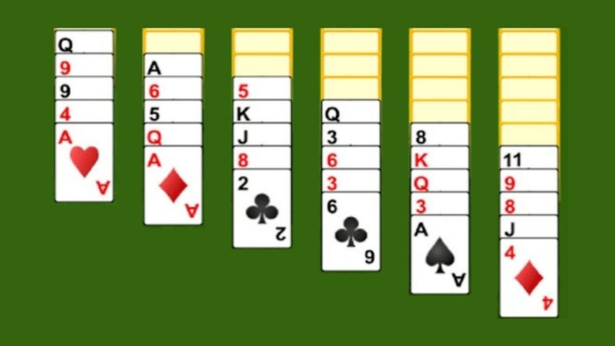 Brain Teaser Puzzle: Can you spot the mistake in this Solitaire Cards Picture in 10 seconds?