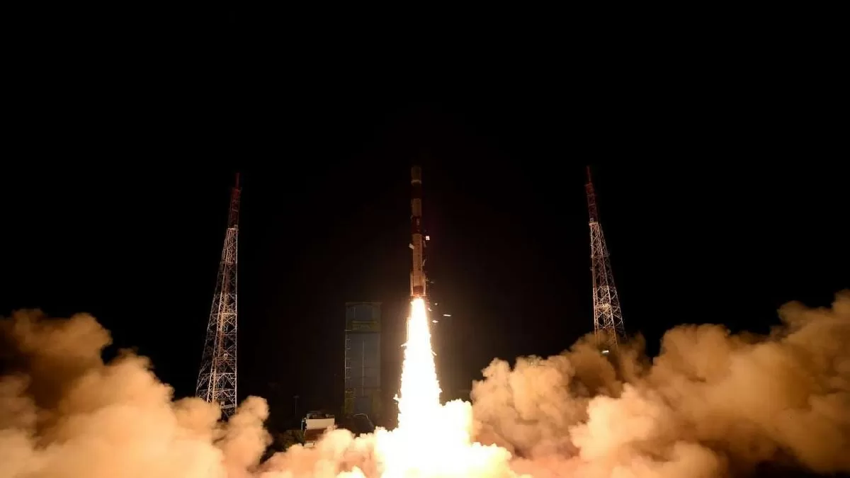 ISRO successfully launches PSLV-C53 