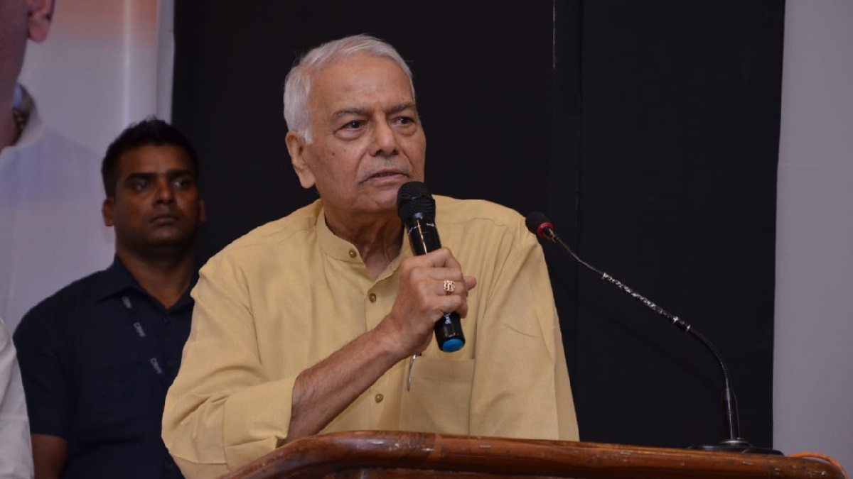 Yashwant Sinha Biography: Family, Wife, Son, political career, Presidential candidate & other details