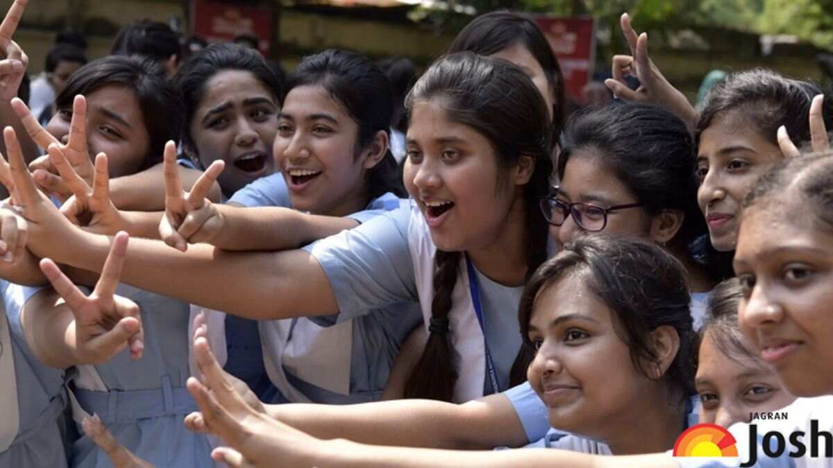 UP Board Result 2022 (Declared): क्या इस बार भी यूपी सरकार बोर्ड परीक्षा के टॉपर को देगी पुरस्कार?