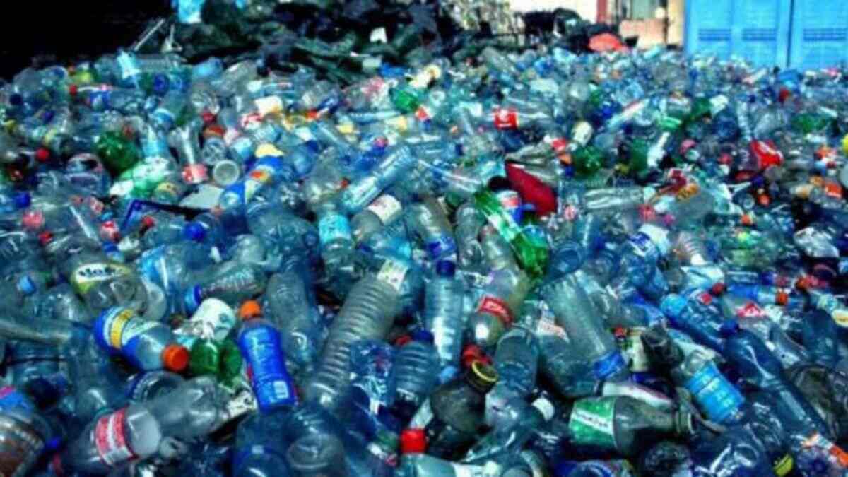 Single Use Plastic Ban: केंद्र सरकार ने सिंगल यूज प्लास्टिक बैन की घोषणा क्यों की है?
