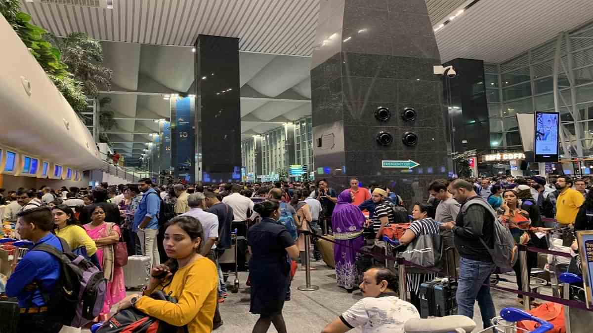 New Covid Norms for Airports-DGCA makes mask obligatory in airport, airplane; violators may also be placed on no fly record
