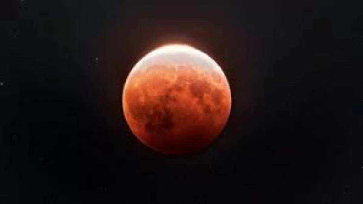 Chandra Grahan 2022