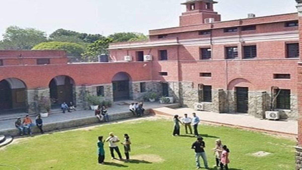 Delhi University New Academic Session Begins Today