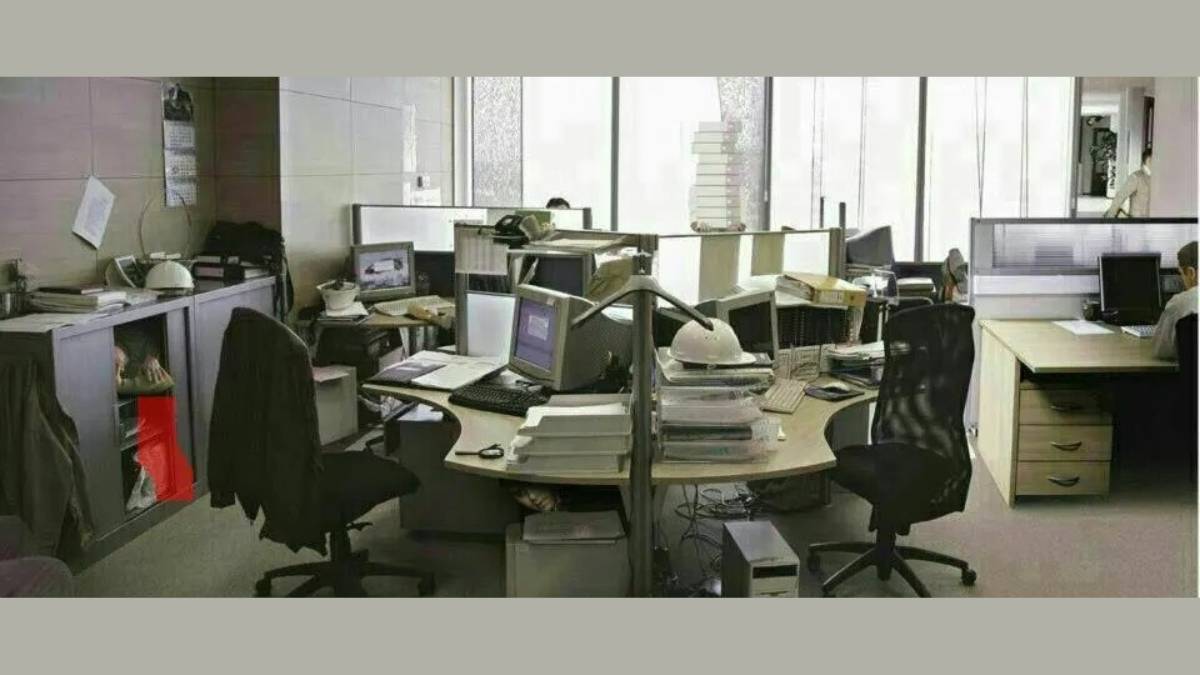 Brain Teaser: Find How Many People Are There in the Office in 19 Seconds
