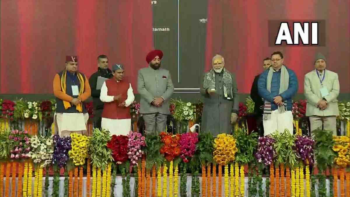 PM Modi laid the foundation for Mega ropeway in Kedarnath