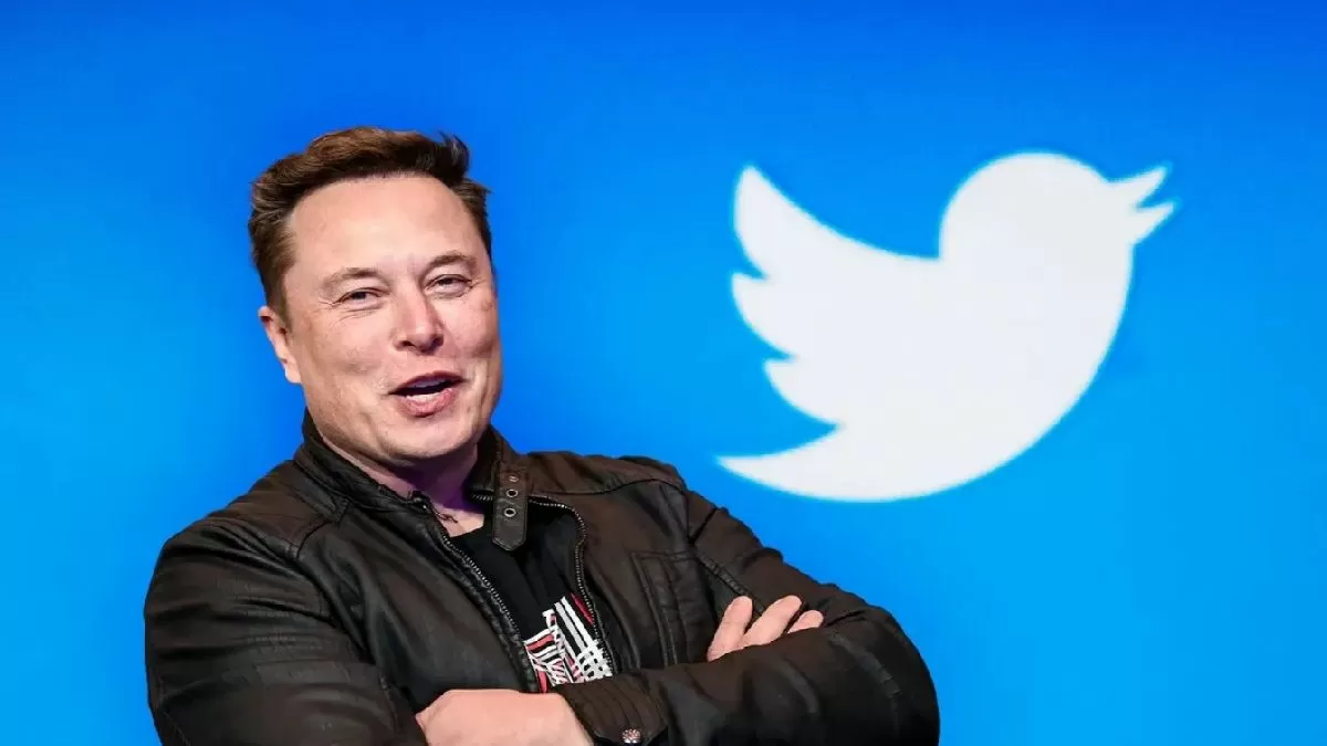Elon Musk Takes over Twitter