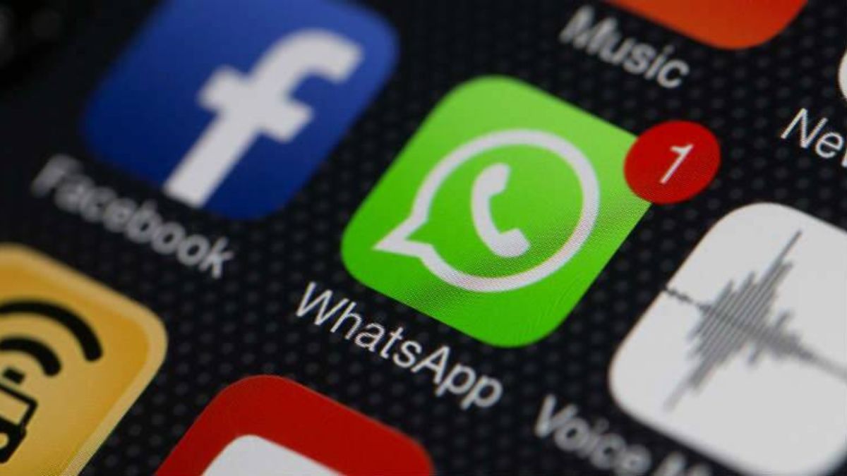 What is the new WhatsaApp update for iPhone users