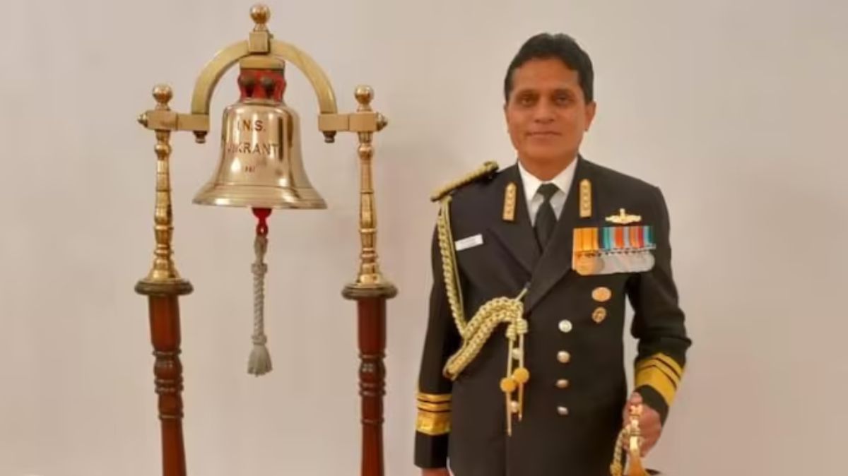 Original 1961 Bell finally retrieved to INS Vikrant by Retired Navy Officer SN Ghormade
