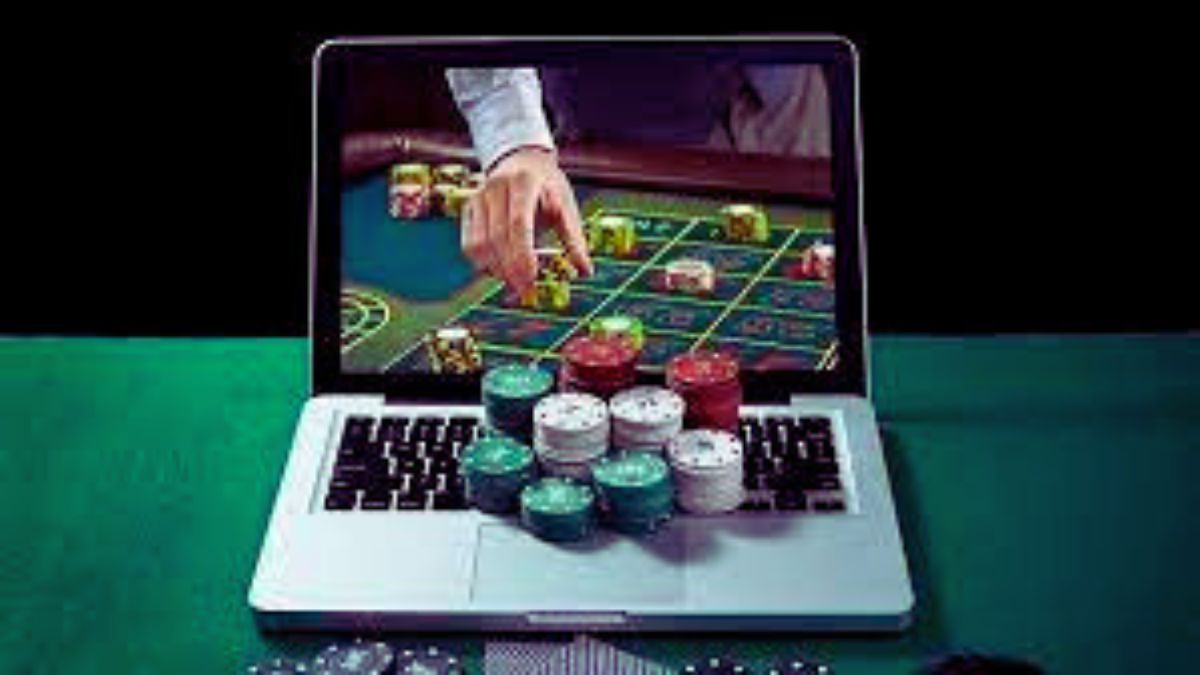The conflict between Tamil Nadu and the Centre over the case of online gaming!