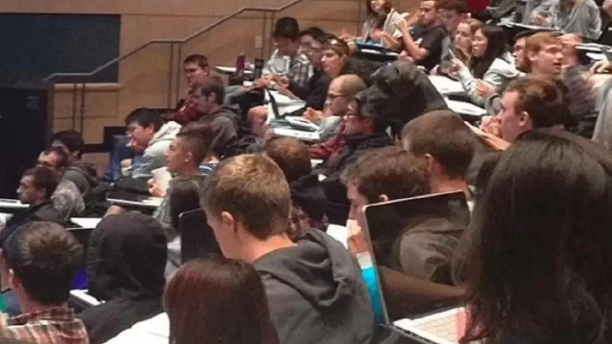 Find Dog in Classroom in 6 Seconds