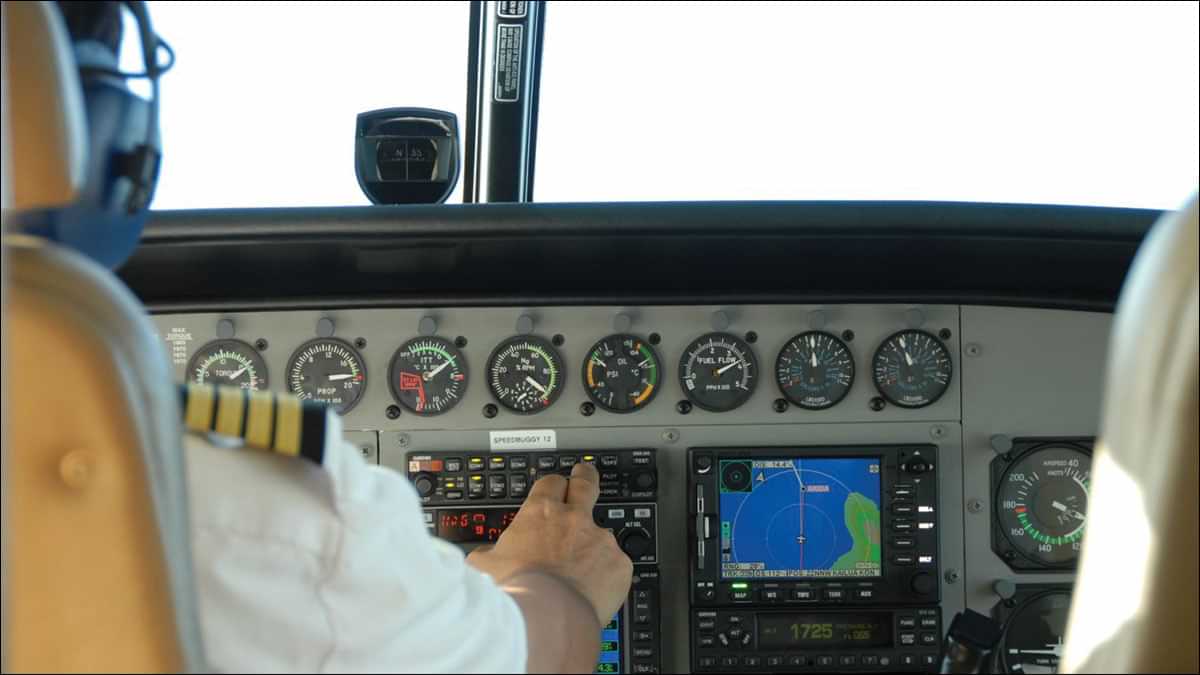 What if cracks could self-repair and prevent aircraft accidents? A researcher is making this possible