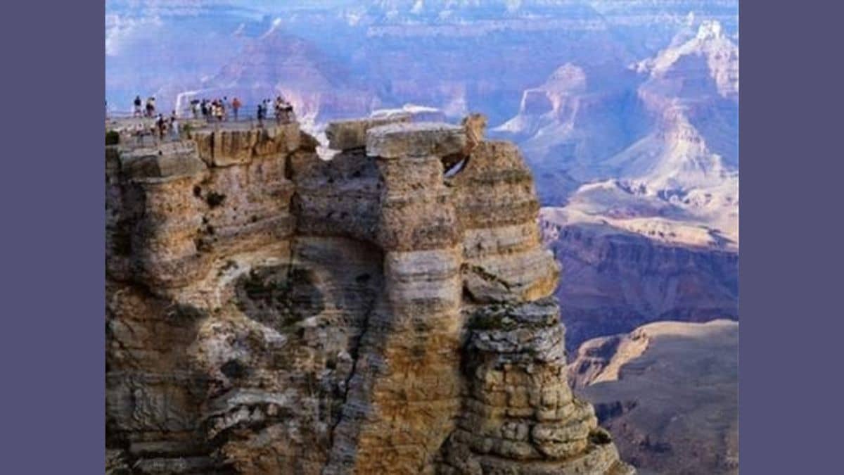 Optical Illusion: Can you find a hidden skull in the hills in 4 seconds? 