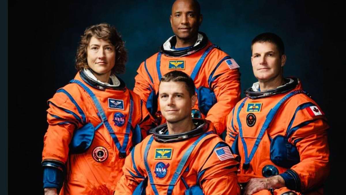 नासा ने Artemis II मिशन के लिए पहली महिला अंतरिक्ष यात्री को चुना, जानें मिशन के बारें में 