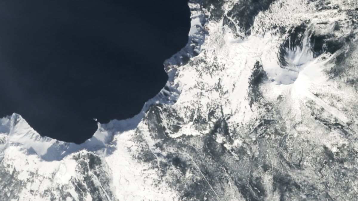 NASA Earth Picture Puzzle: People with high IQ can spot the Location in the Satellite Image!