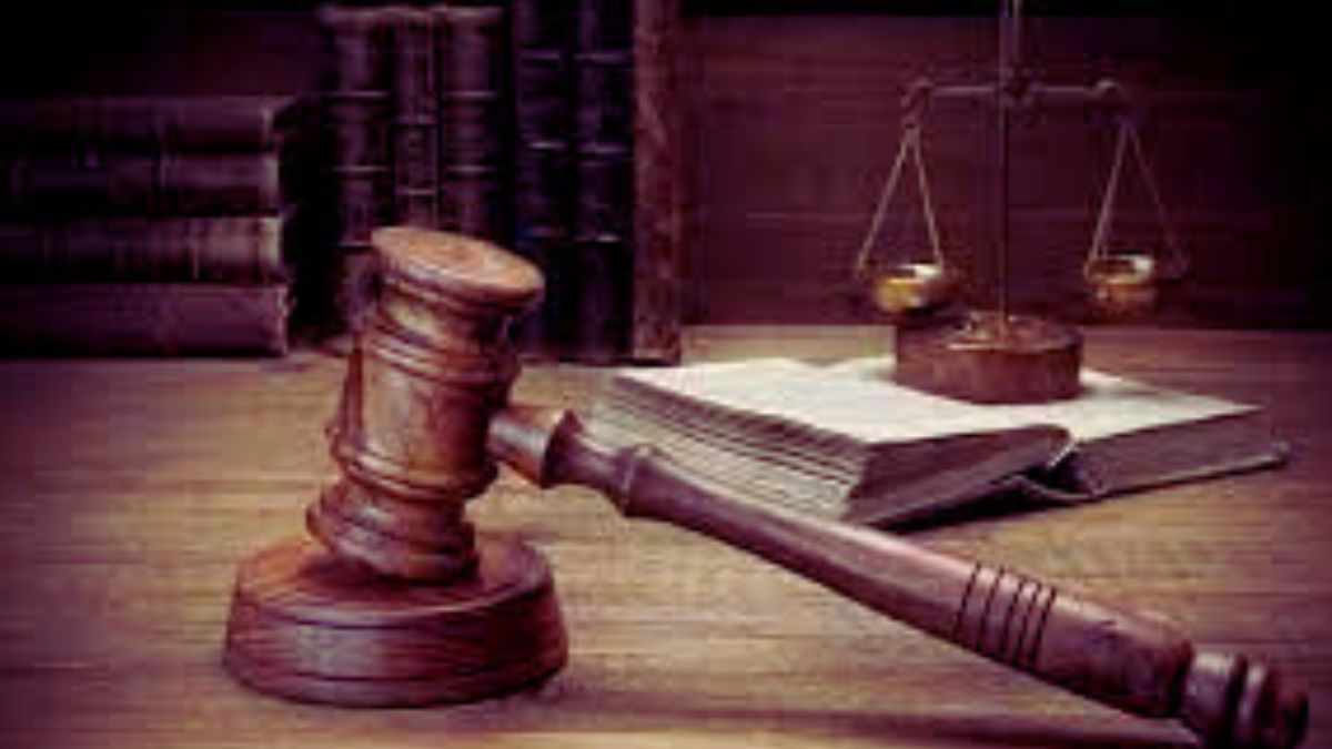 How To Become A Judge In India? Your Simple Guide To Becoming a Judge in India