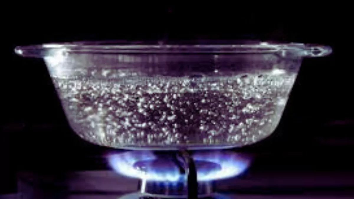 Why is the boiling water advisory issued in San Diego?
