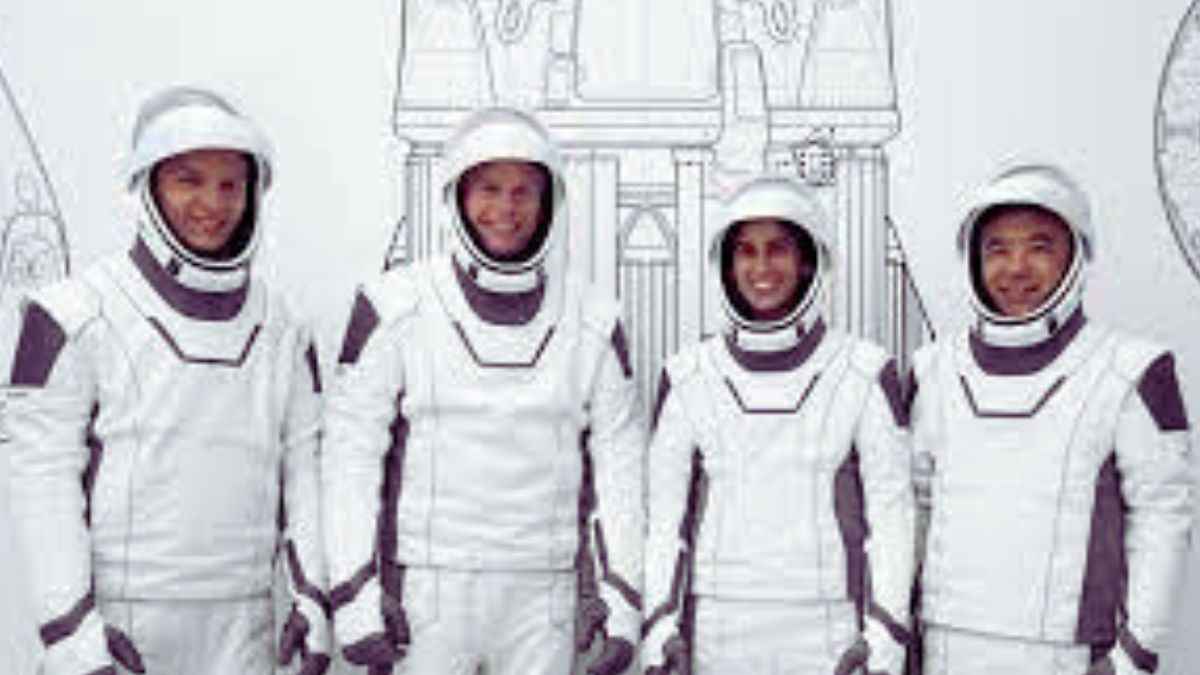 NASA's Crew-7 Mission Launches 4 Astronauts Into The Orbit. Here's Everything You Must Be Knowing!