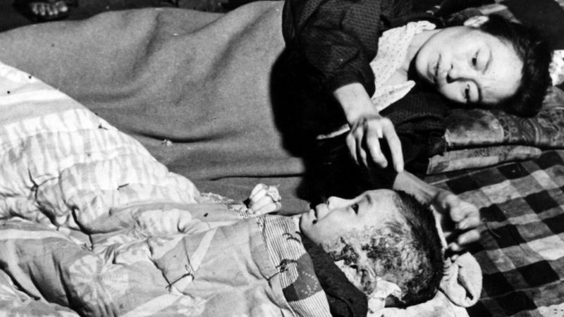 a mother and child at hiroshima
