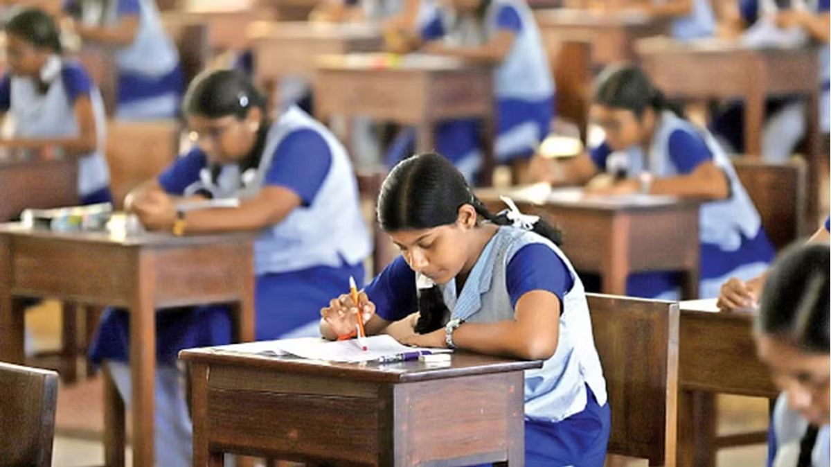 SC Postpones the Exemption of Tamil Paper in TN SSLC Exam