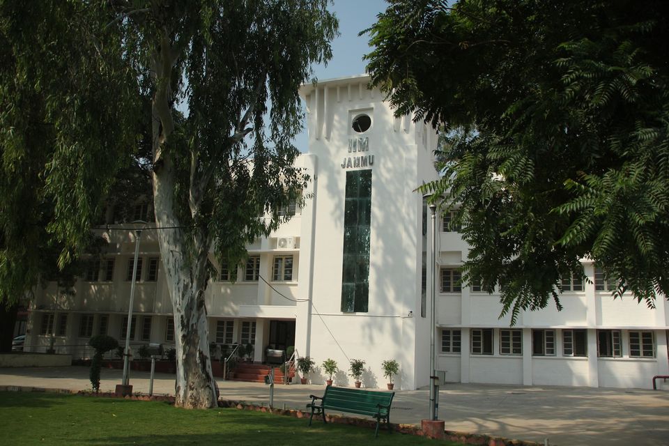 IIM Jammu : Admission 2024, Courses, Fees, Placement, Cut Off