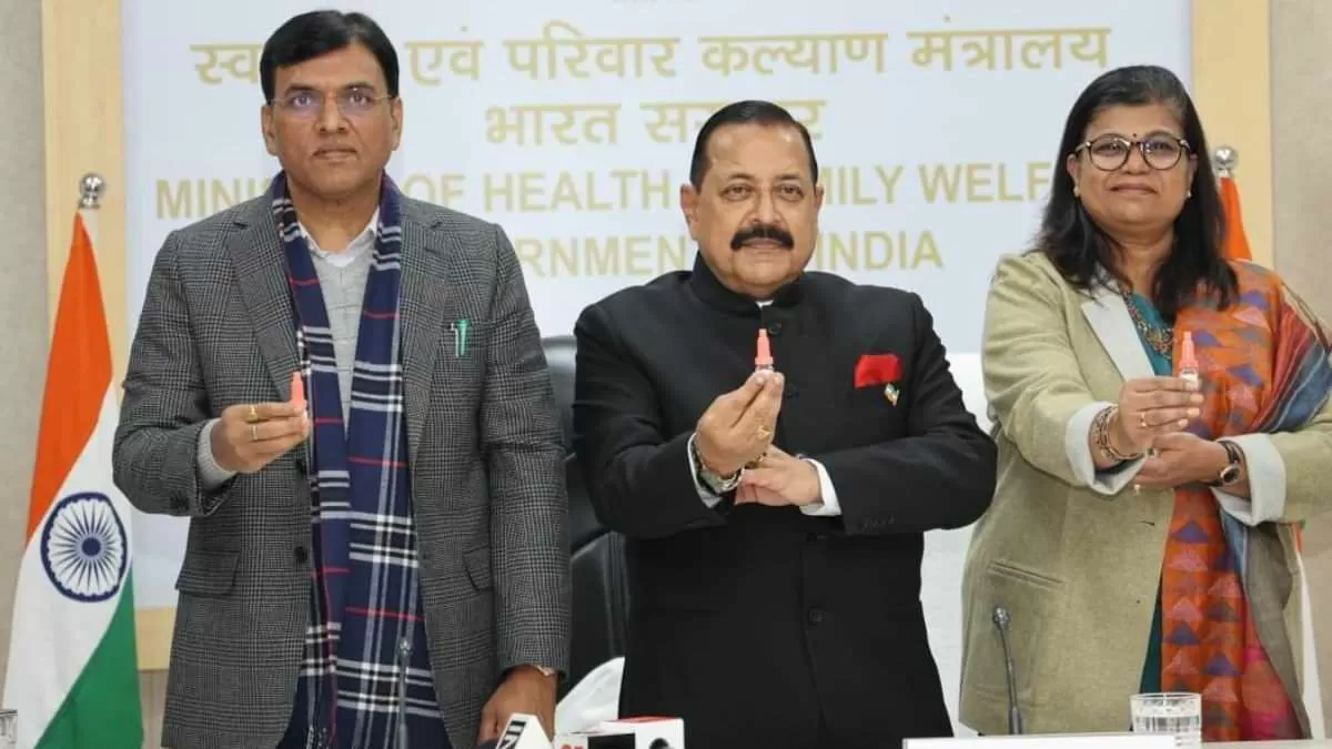 भारत की पहली नेजल कोविड-19 वैक्सीन हुई लॉन्च