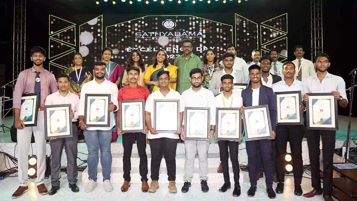 Sathyabama Institute of Science and Technology issued offer letters to 91.18% of Students in the Achievers Day Celebrations