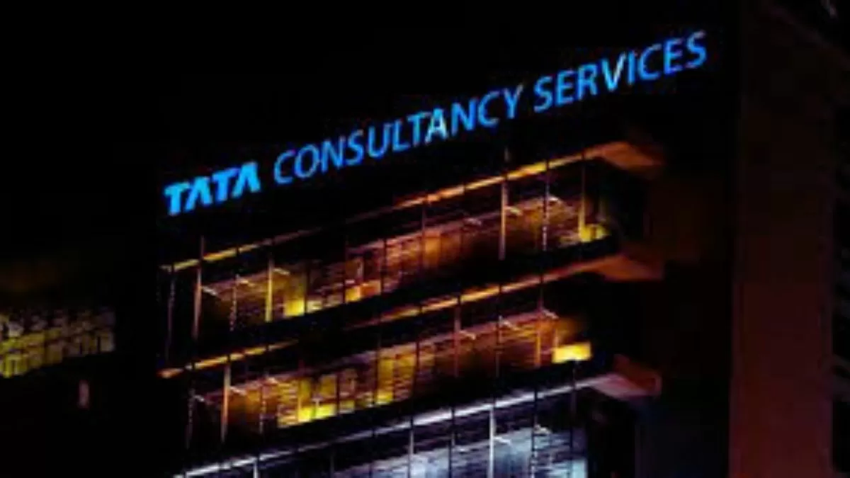 What is the DXC lawsuit, for which TCS faces a penalty of $210 million?
