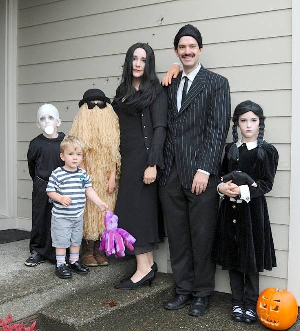 Halloween Costumes 2023: Best Costume Ideas for Couple, Kids and Family