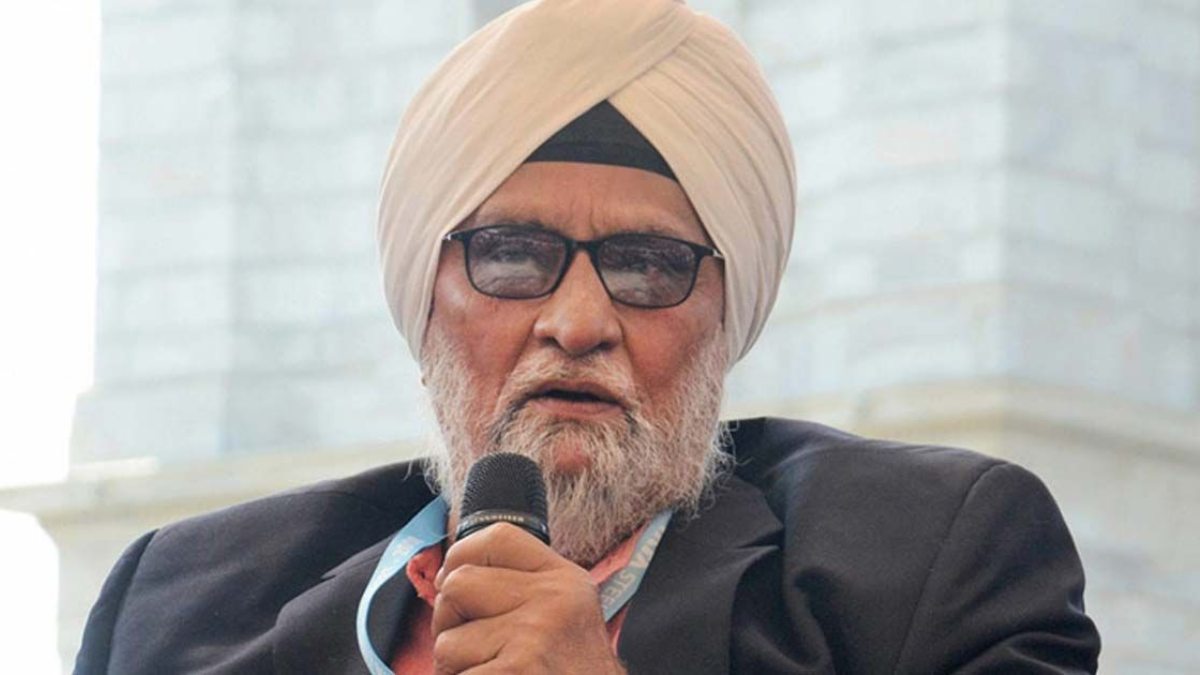 Who was Bishan Singh Bedi, the former captain of the Indian cricket team who passed away?