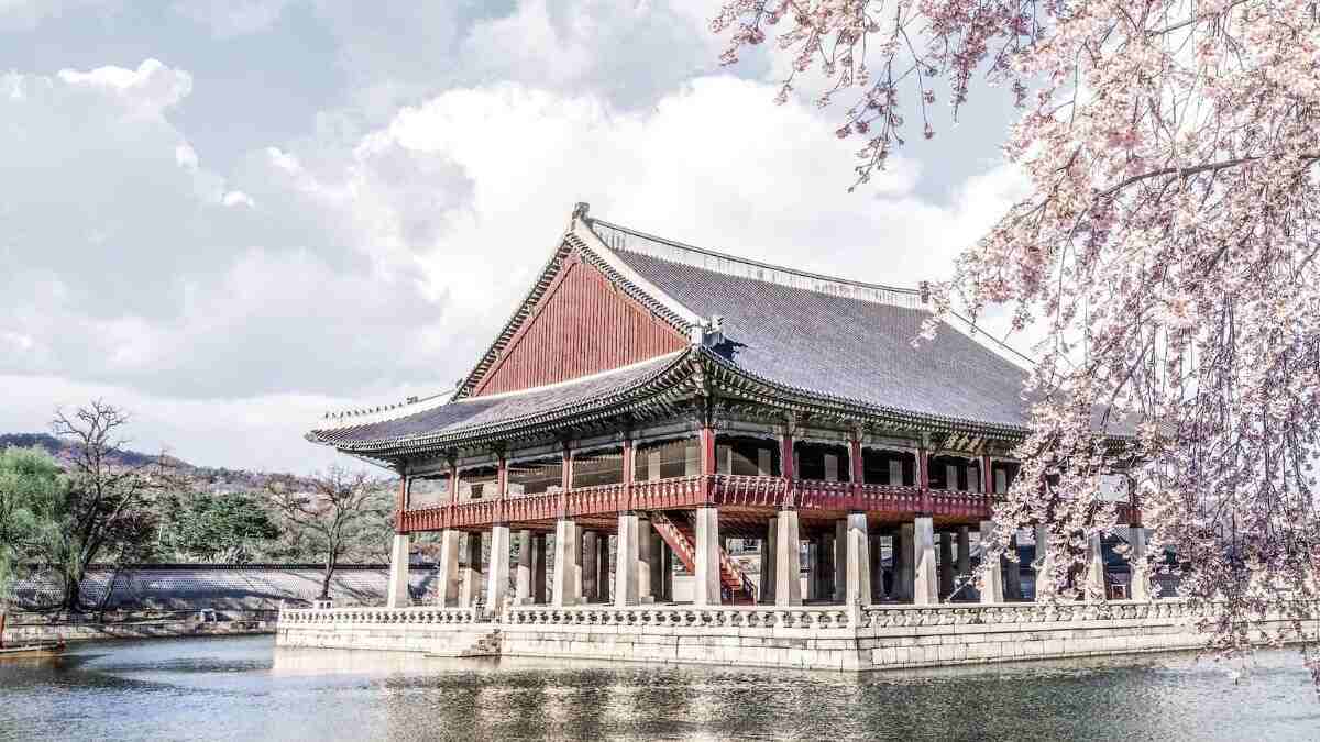List of Best 10 Cities in the World for 2024