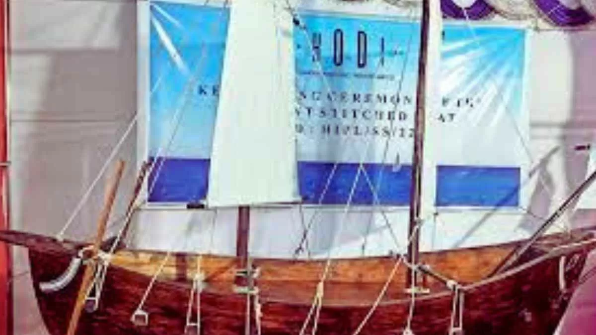 The Central Government and the Navy joined hands to rebuild an ancient 'stitched ship'. What is this new project?
