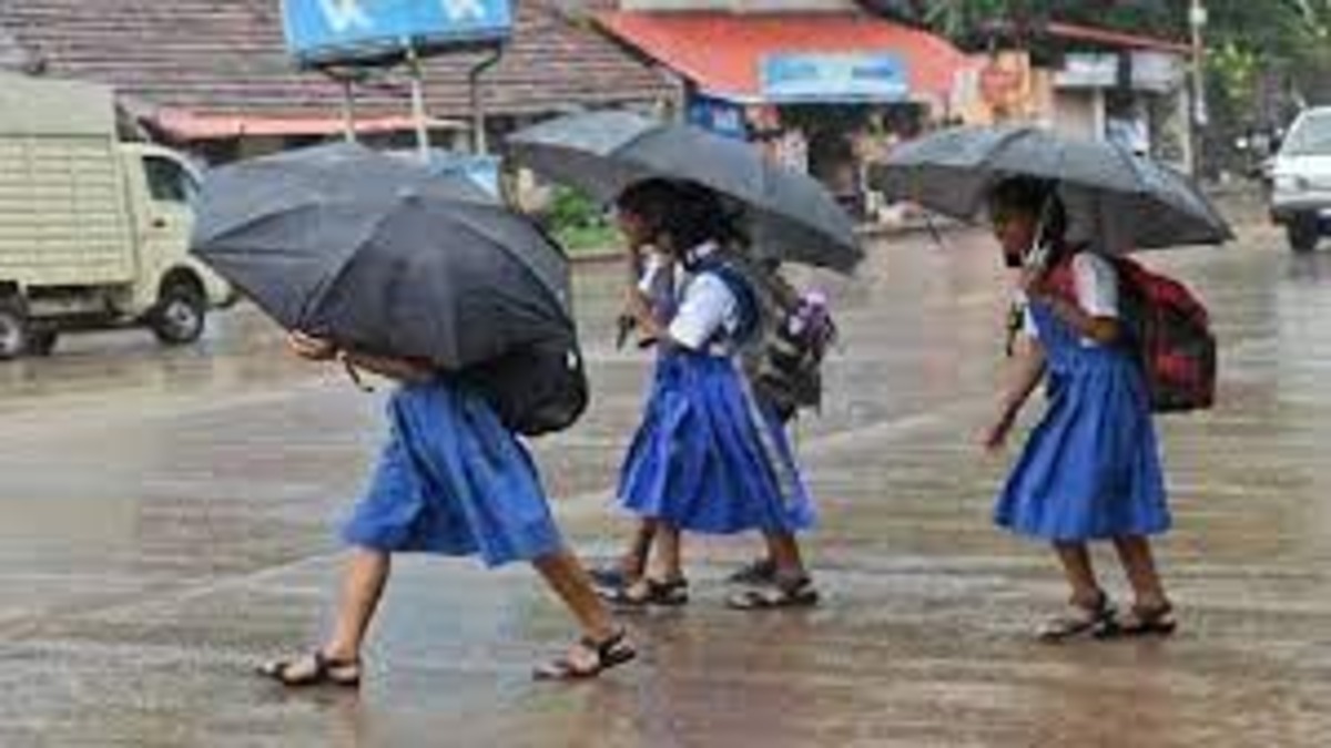 Schools Closed In Tamil Nadu For Classes 1 To 5 In Vellore Due To Heavy ...