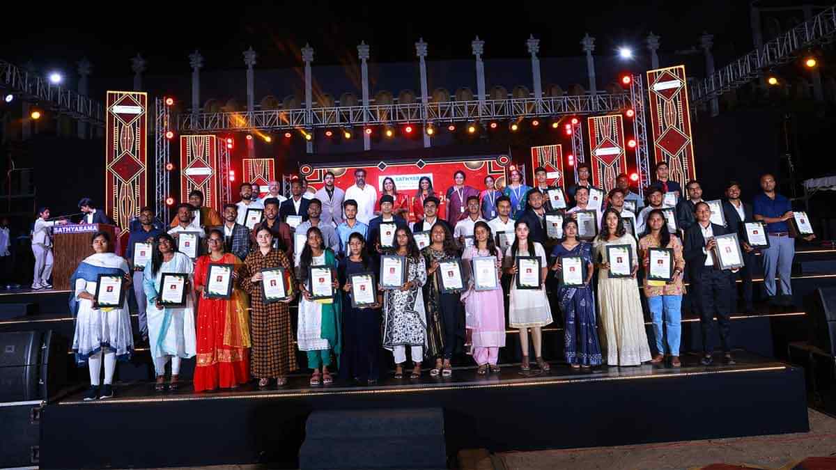 "Sathyabama Shines Bright with Unprecedented Success in Placements!: Excellence Day 2024"