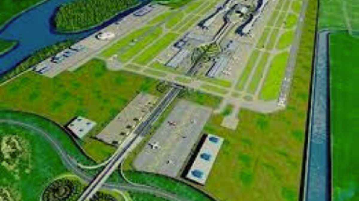 What's special about the upcoming Navi Mumbai International Airport?