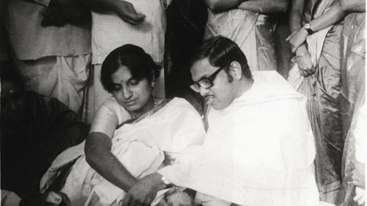 How a Woman's Emergency Funds Boosted a Startup to $80 Billion Company