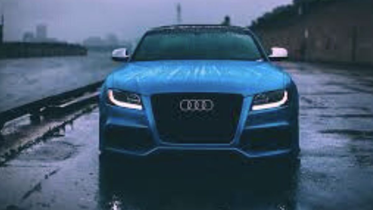 These are the top 10 Luxury car brands of the world