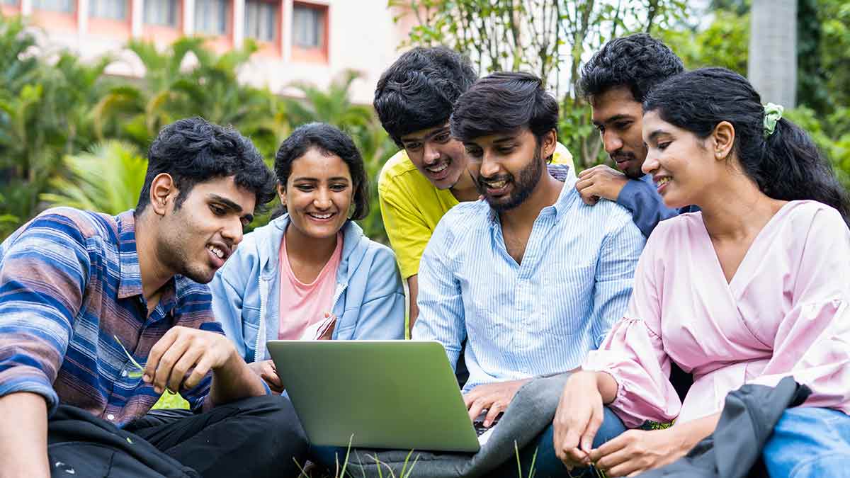 Finance and AI: Leading Career Choices for Indian Graduate