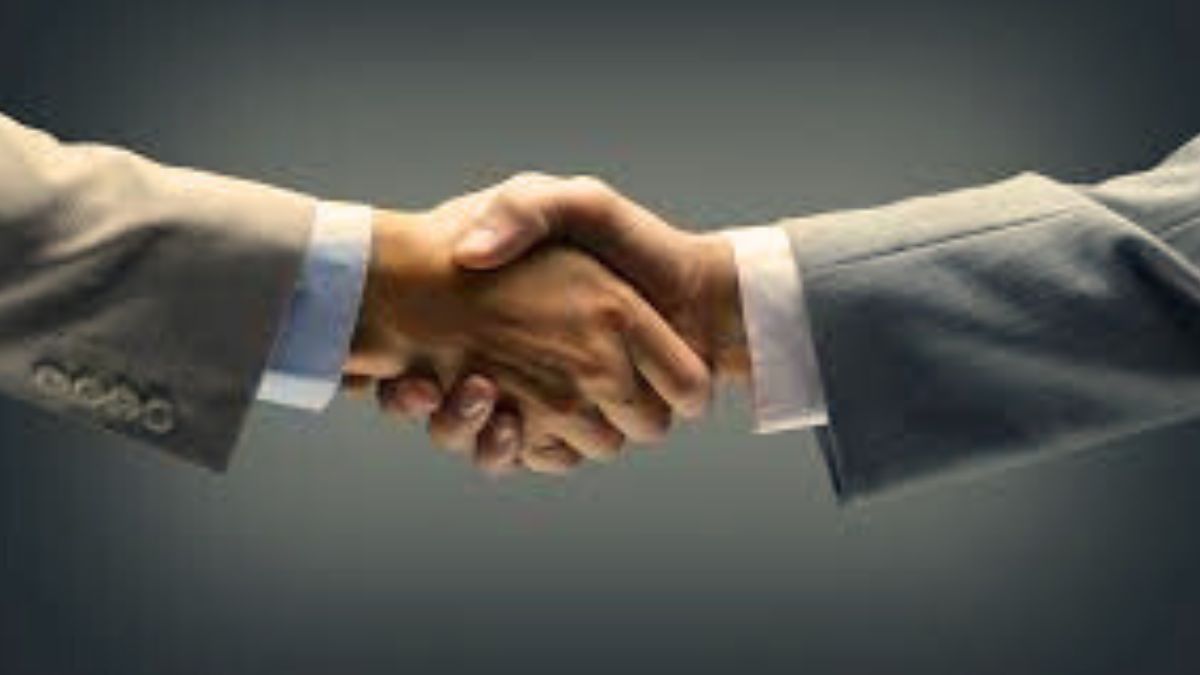 US Presidential Debate 2024: The Tradition of the Handshake, Its Significance, and Why Trump Broke the Norm This Time