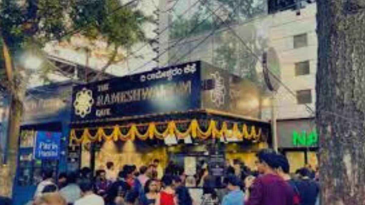 What are Improvised Explosive Devices, or IEDs that were used in the Bengaluru bomb blast?