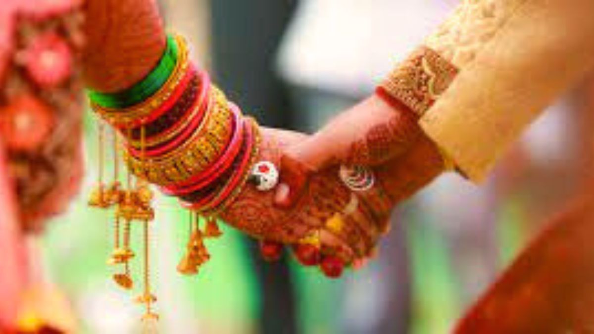 Does a married woman hold a right to her maiden surname? Here's the matter explained