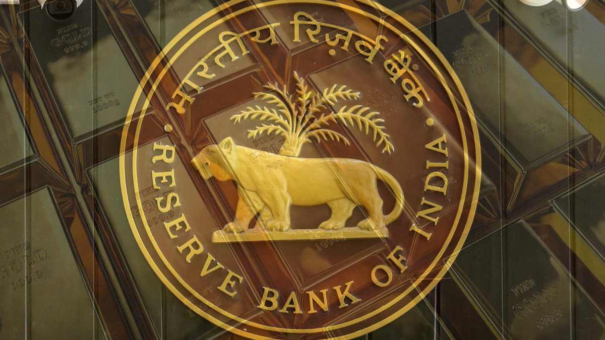 Why RBI is Pulling Back 100 Tonnes of Gold from UK? Know What does this Mean